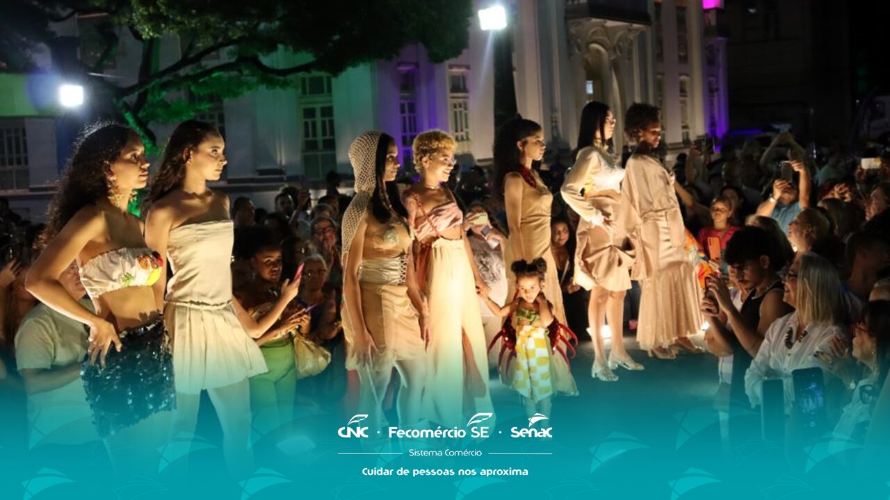 Cultura, gastronomia e arte marcam passarela da Sergipanidade em desfile de moda autoral
