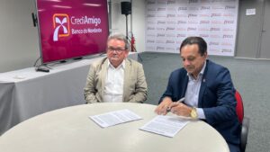 Fecomércio e Crediamigo assinam convênio para capacitar empreendedores de Sergipe 2 WhatsApp Image 2025 02 24 at 18.15.55