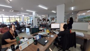 Jovens aprendizes do Senac participam de visita técnica na sede de Aracaju 3 20250902 154411