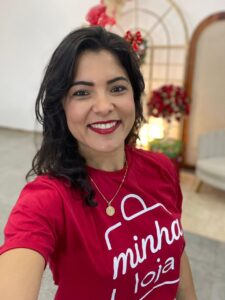 Monica Roberta Nascimento