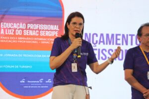 Diretora de Educação do DN faz palestra sobre Programas Educacionais no CEPTI 2 IMG 2597