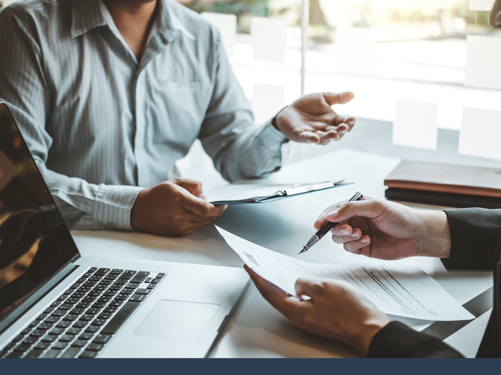 Cursos Presenciais 10 Imagem representativa do curso Gestão e Fiscalização de Contratos Administrativos
